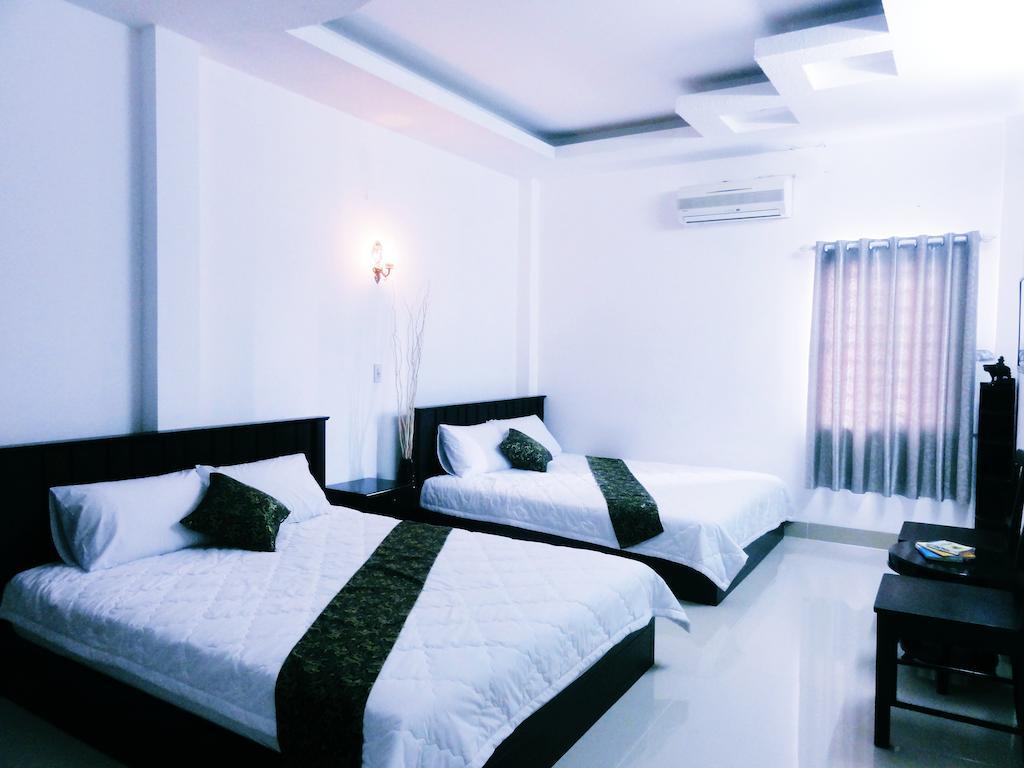 Phong Luu Hotel Nha Trang Phòng bức ảnh